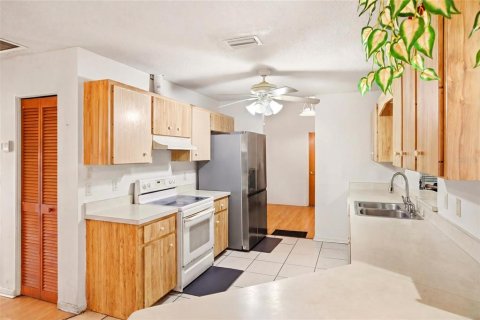 Villa ou maison à vendre à Port Charlotte, Floride: 3 chambres, 208.57 m2 № 2098399 - photo 13