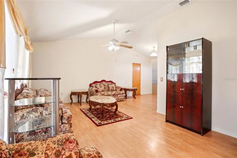Villa ou maison à vendre à Port Charlotte, Floride: 3 chambres, 208.57 m2 № 2098399 - photo 6