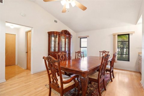 Villa ou maison à vendre à Port Charlotte, Floride: 3 chambres, 208.57 m2 № 2098399 - photo 19