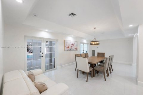 Casa en alquiler en Pinecrest, Florida, 7 dormitorios, 473.99 m2 № 1700366 - foto 8