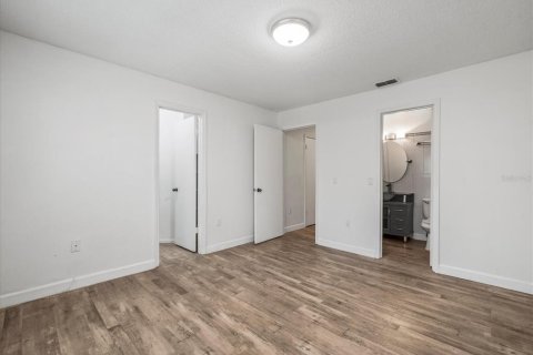 Condo in Tampa, Florida, 2 bedrooms  № 1644436 - photo 21