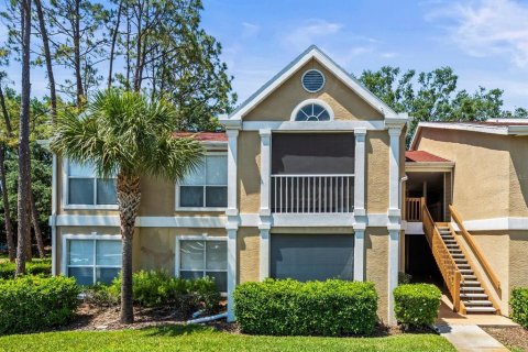 Condo in Tampa, Florida, 2 bedrooms  № 1644436 - photo 1