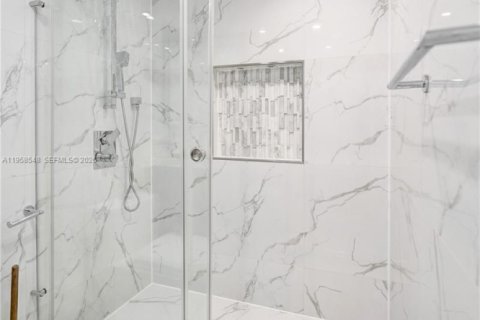 Condominio en venta en Lauderhill, Florida, 2 dormitorios, 104.05 m2 № 2018044 - foto 27