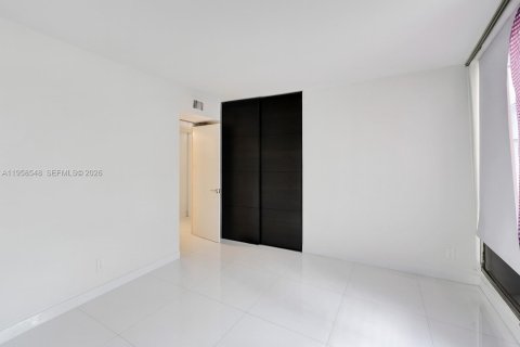 Condominio en venta en Lauderhill, Florida, 2 dormitorios, 104.05 m2 № 2018044 - foto 25