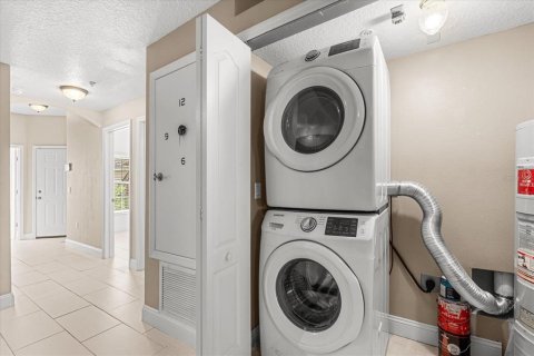 Condominio en alquiler en Altamonte Springs, Florida, 3 dormitorios, 114.27 m2 № 1908013 - foto 25