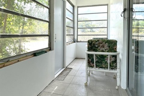 Купить кондоминиум в Уэст-Палм-Бич, Флорида 1 спальня, 71.91м2, № 1182339 - фото 1