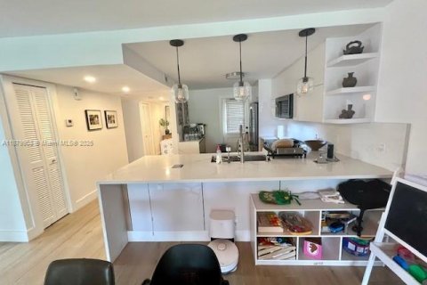 Купить кондоминиум в Помпано-Бич, Флорида 3 спальни, 129.13м2, № 1925172 - фото 18