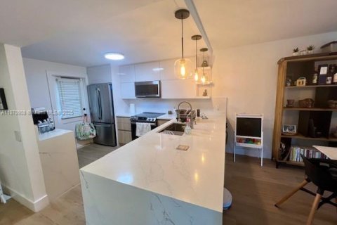 Купить кондоминиум в Помпано-Бич, Флорида 3 спальни, 129.13м2, № 1925172 - фото 17