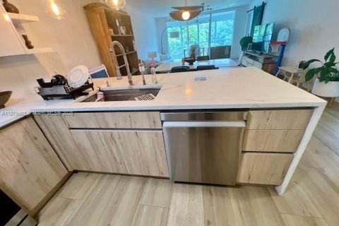 Купить кондоминиум в Помпано-Бич, Флорида 3 спальни, 129.13м2, № 1925172 - фото 16