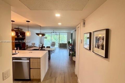 Купить кондоминиум в Помпано-Бич, Флорида 3 спальни, 129.13м2, № 1925172 - фото 10