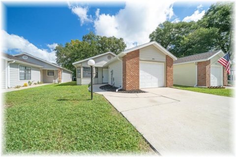 House in Ocala, Florida 2 bedrooms, 114.36 sq.m. № 1912089 - photo 4