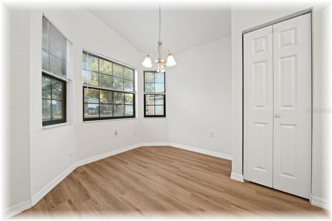 House in Ocala, Florida 2 bedrooms, 114.36 sq.m. № 1912089 - photo 15