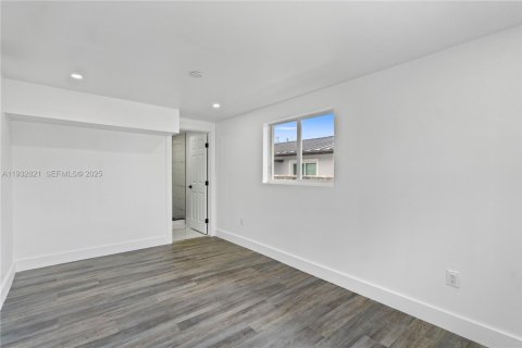 Купить виллу или дом в Майами, Флорида 3 спальни, 127.83м2, № 1994552 - фото 26