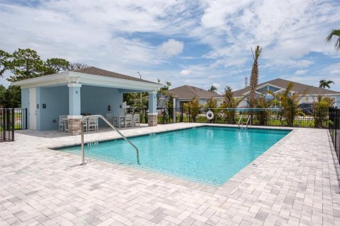 House in Clearwater, Florida 3 bedrooms, 182.65 sq.m. № 2239362 - photo 10