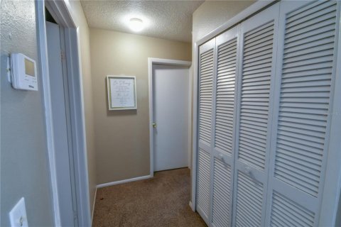 Duplex in Orlando, Florida 3 bedrooms, 120.87 sq.m. № 2148577 - photo 8