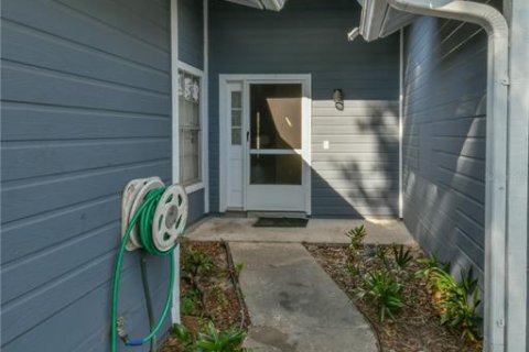 Duplex in Orlando, Florida 3 bedrooms, 120.87 sq.m. № 2148577 - photo 3