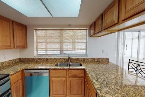 Villa ou maison à louer à Port St. Lucie, Floride: 2 chambres, 129.04 m2 № 2085610 - photo 11