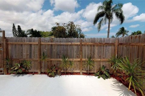 Villa ou maison à louer à Port St. Lucie, Floride: 2 chambres, 129.04 m2 № 2085610 - photo 26