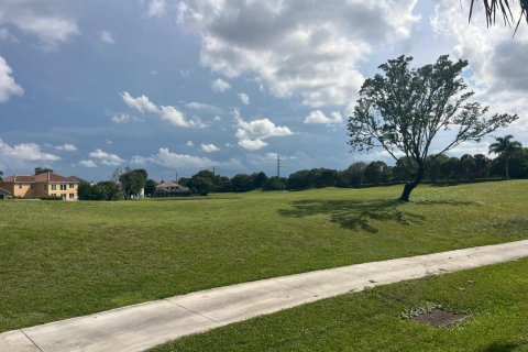 Купить виллу или дом в Лейк-Уорт, Флорида 5 комнат, 174.01м2, № 2086315 - фото 28