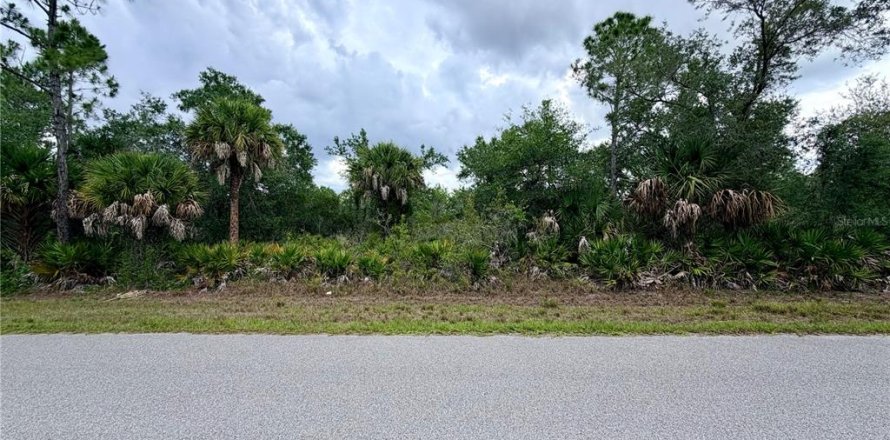 Land in Port Charlotte, Florida № 2233438
