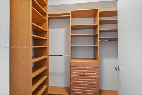 Condominio en venta en Aventura, Florida, 3 dormitorios, 146.79 m2 № 2171595 - foto 27