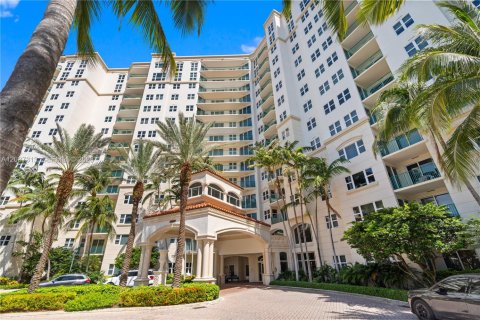 Condominio en venta en Aventura, Florida, 3 dormitorios, 146.79 m2 № 2171595 - foto 29