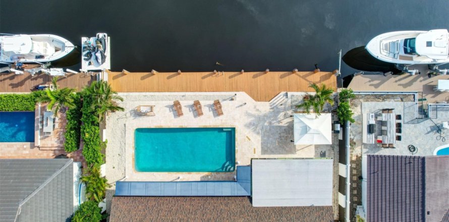 House in Lighthouse Point, Florida 3 bedrooms, 257.06 sq.m. № 1228492