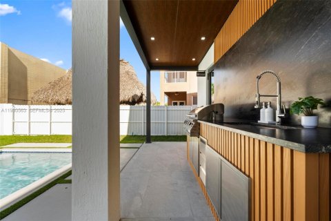 Купить виллу или дом в Хайалиа, Флорида 5 спален, 267.37м2, № 1989402 - фото 18