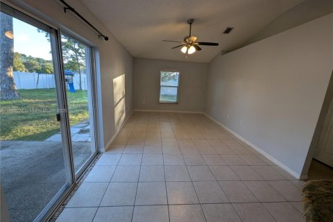 House in Palm Coast, Florida 3 bedrooms № 1947138 - photo 23