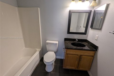 House in Palm Coast, Florida 3 bedrooms № 1947138 - photo 29