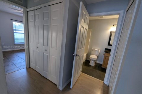 House in Palm Coast, Florida 3 bedrooms № 1947138 - photo 25