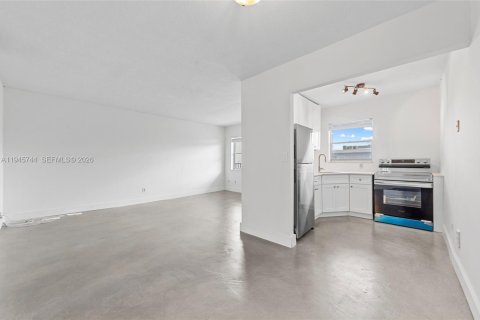 Купить кондоминиум в Холливуд, Флорида 1 спальня, 73.02м2, № 2005988 - фото 10