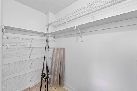 Купить кондоминиум в Холливуд, Флорида 1 спальня, 73.02м2, № 2005988 - фото 28