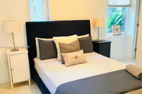 Condo in Miami Beach, Florida, 1 bedroom № 1989529 - photo 8