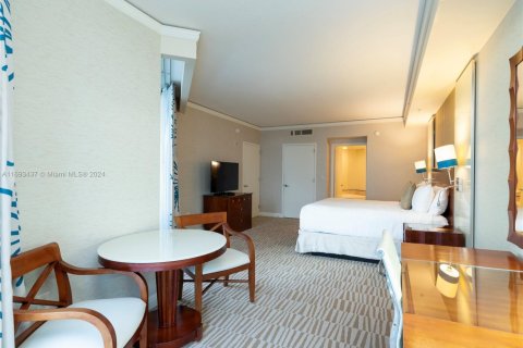 Condominio en venta en Sunny Isles Beach, Florida, 2 dormitorios, 137.31 m2 № 1441960 - foto 20