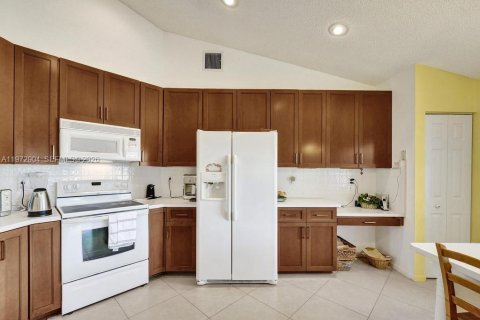 Купить виллу или дом в Дейви, Флорида 4 спальни, 223.52м2, № 2033459 - фото 11