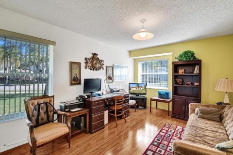 Купить виллу или дом в Дейви, Флорида 4 спальни, 223.52м2, № 2033459 - фото 13