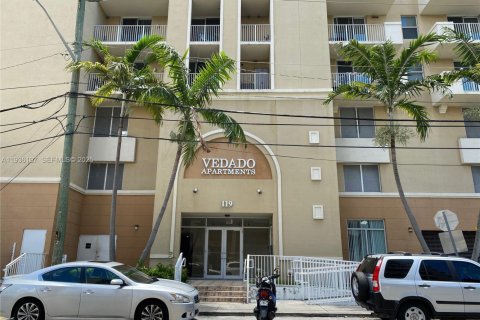 Copropriété à louer à Miami, Floride: 1 chambre, 69.68 m2 № 1994249 - photo 1