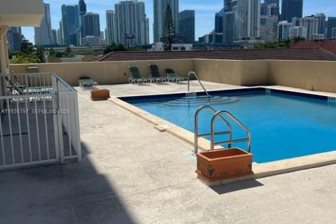 Copropriété à louer à Miami, Floride: 1 chambre, 69.68 m2 № 1994249 - photo 12