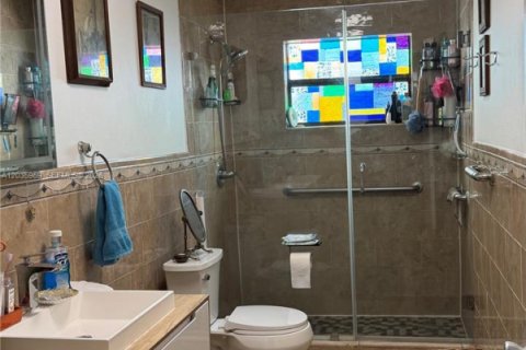Villa ou maison à vendre à Miami, Floride: 3 chambres, 171.31 m2 № 2189512 - photo 20