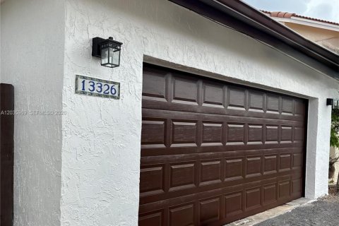 Villa ou maison à Miami, Floride 3 chambres, 171.31 m2 № 2189512