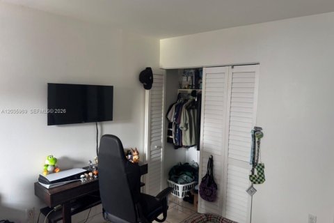 Villa ou maison à vendre à Miami, Floride: 3 chambres, 171.31 m2 № 2189512 - photo 27