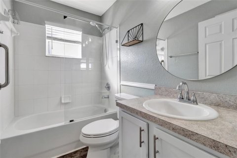 Купить виллу или дом в Лисбург, Флорида 8 комнат, 146.51м2, № 2093316 - фото 8