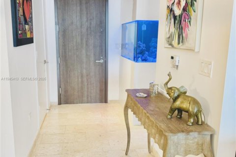 Купить кондоминиум в Майами, Флорида 3 спальни, 171.59м2, № 2001977 - фото 4