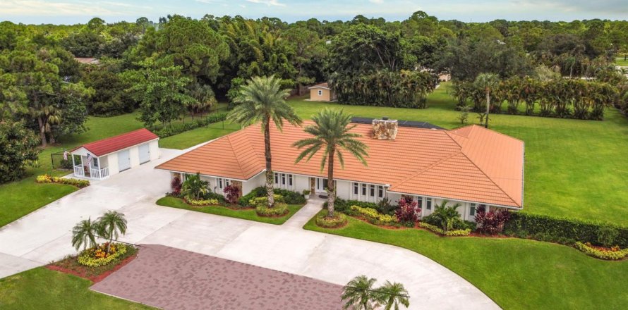House in Palm Beach Gardens, Florida 4 bedrooms, 371.61 sq.m. № 2261881