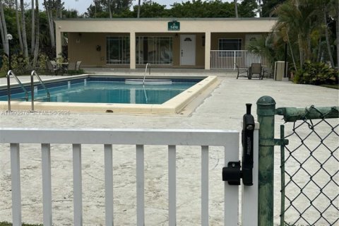 Condominio en venta en Miami, Florida, 2 dormitorios, 83.7 m2 № 2056458 - foto 24