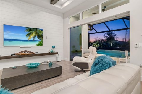 Casa en venta en Sarasota, Florida, 4 dormitorios, 261.61 m2 № 2145536 - foto 8
