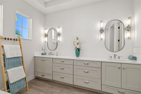 Casa en venta en Sarasota, Florida, 4 dormitorios, 261.61 m2 № 2145536 - foto 29