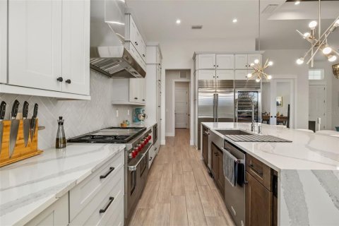 Casa en venta en Sarasota, Florida, 4 dormitorios, 261.61 m2 № 2145536 - foto 18