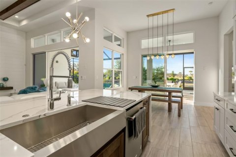 Casa en venta en Sarasota, Florida, 4 dormitorios, 261.61 m2 № 2145536 - foto 17